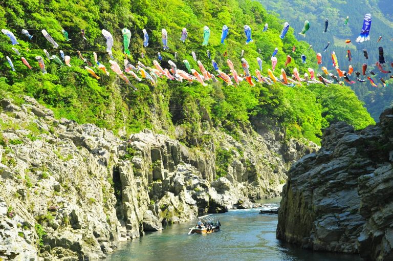 Oboke Ravine Pleasure Boat